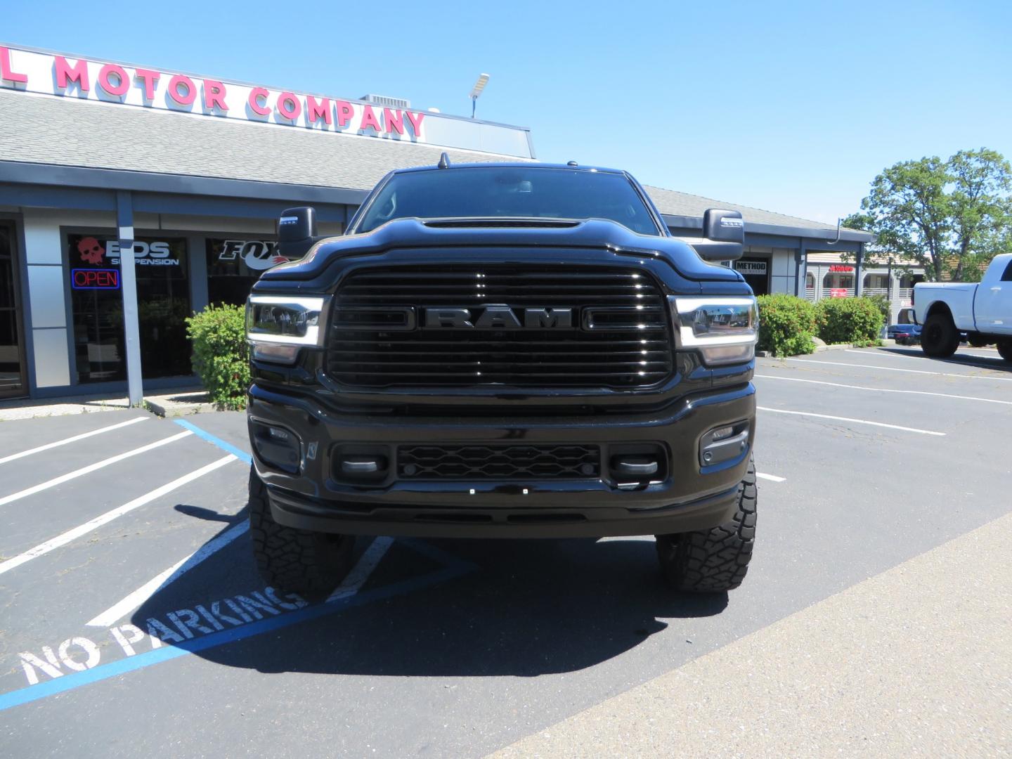 2023 BLACK /BLACK RAM 2500 Laramie Crew Cab SWB 4WD (3C6UR5FL0PG) with an 6.7L L6 OHV 24V TURBO DIESEL engine, 6A transmission, located at 2630 Grass Valley Highway, Auburn, CA, 95603, (530) 508-5100, 38.937893, -121.095482 - Features a new BDS 4" Long Arm suspension system, Fox shocks, 37" Toyo RT Trail tires, and 20" XD Buck wheels. Also has Factory 5th wheel prep. - Photo#1